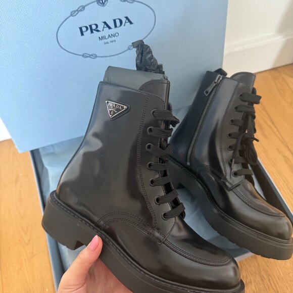 NWT Prada Ankle Boots Spazzolato Black Brushed Leather Lace-up Triangle Logo - Picture 4 of 11